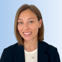 Alina Kostrova, Consultant bei valantic XPA AG